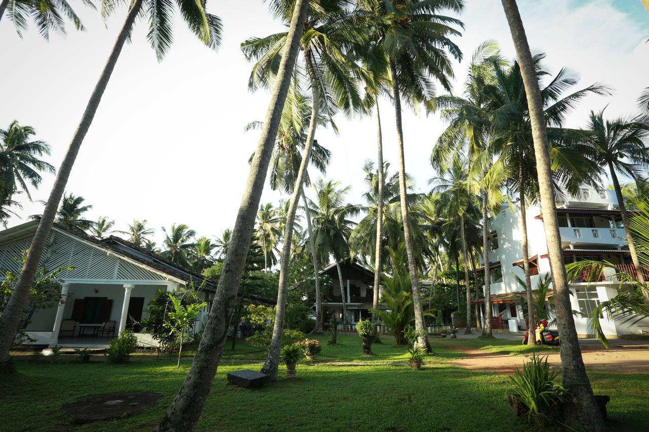 Sonri Villa Sea View Unawatuna Eksteriør billede
