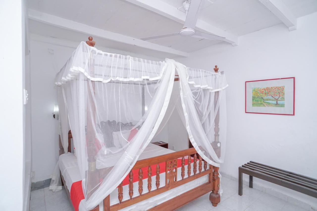 Sonri Villa Sea View Unawatuna Eksteriør billede