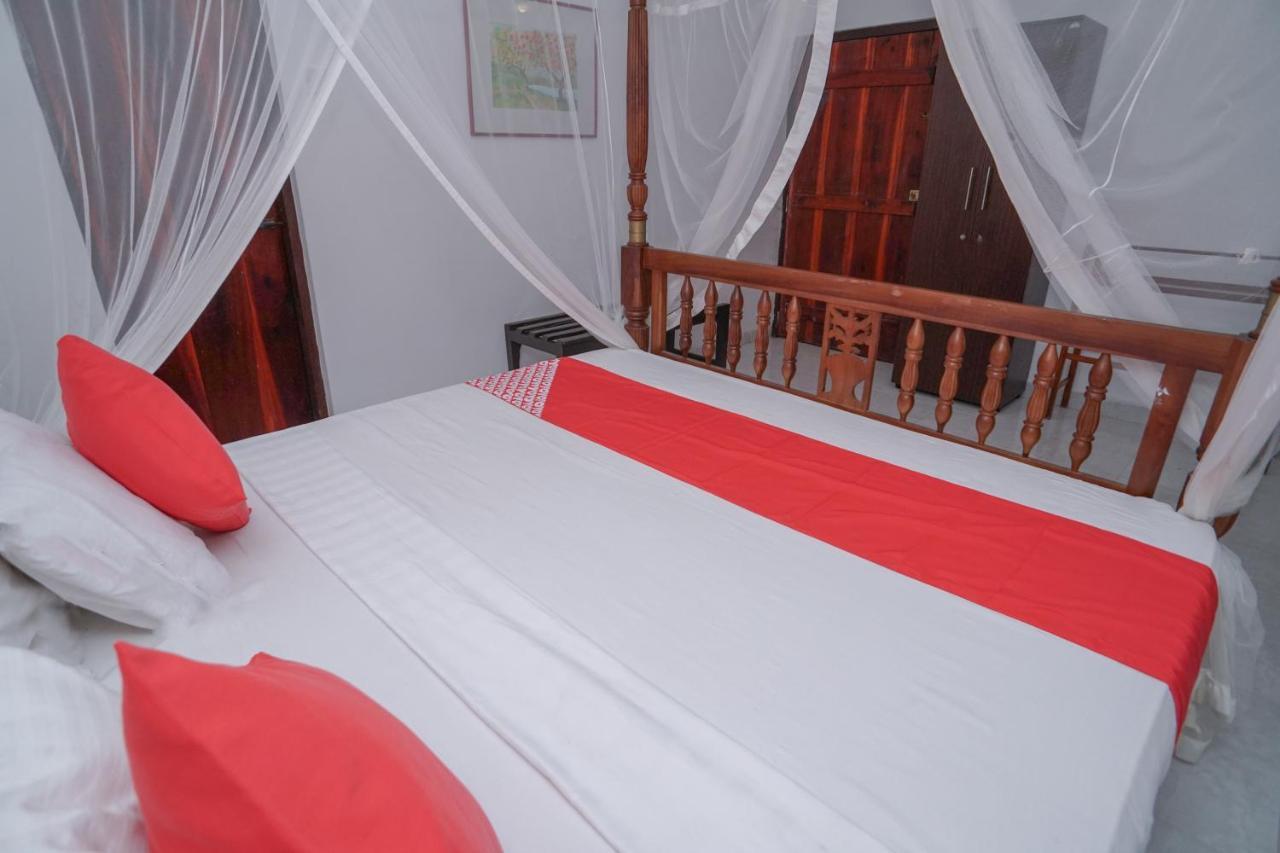 Sonri Villa Sea View Unawatuna Eksteriør billede
