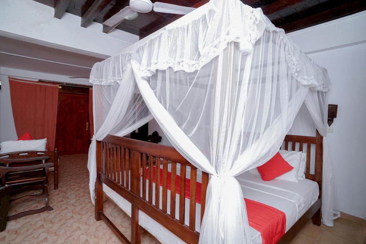 Sonri Villa Sea View Unawatuna Eksteriør billede